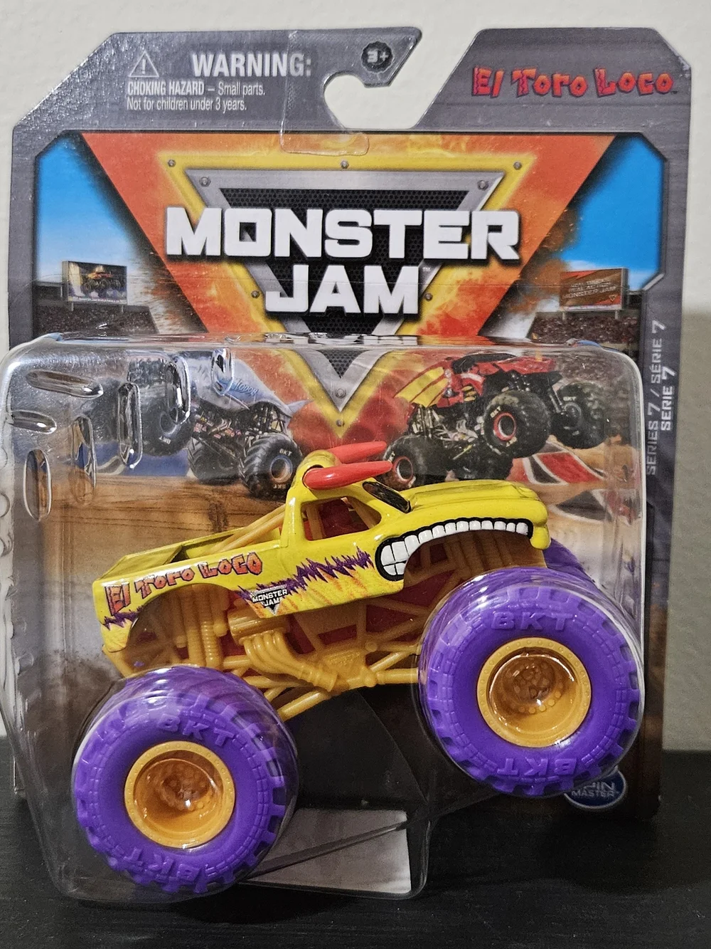 Monster Jam Series 7 El Toro Loco Yellow & Purple 1:64 Monster Truck